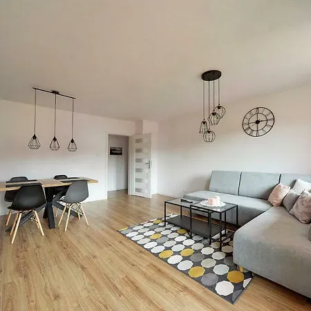 Apart-invest Pastelowy שצ'קלארסקה פוראובה